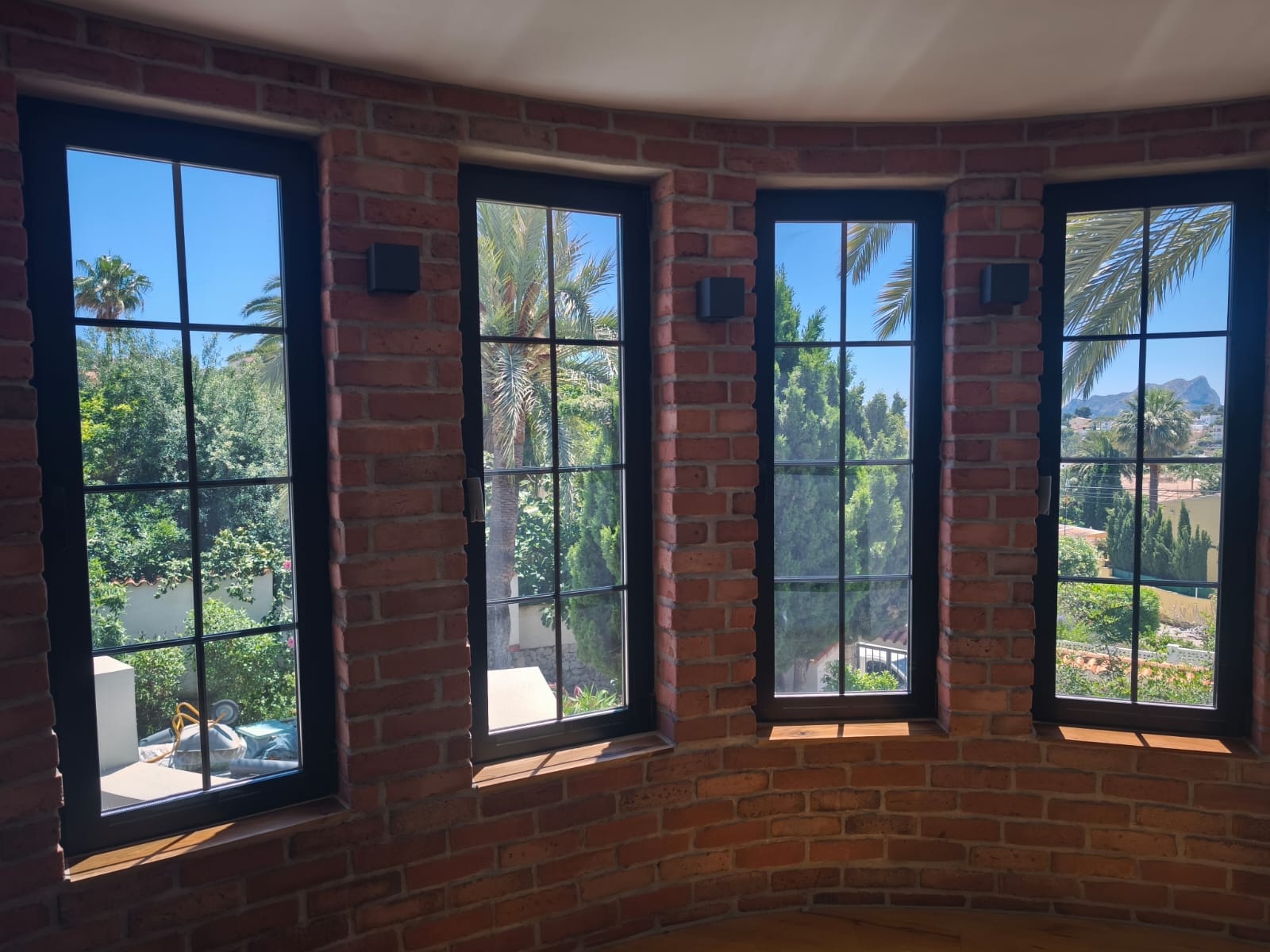 Silver 20 XTR vs TITAN 20 XTR: Which Window Film Is Right for Your Home?
