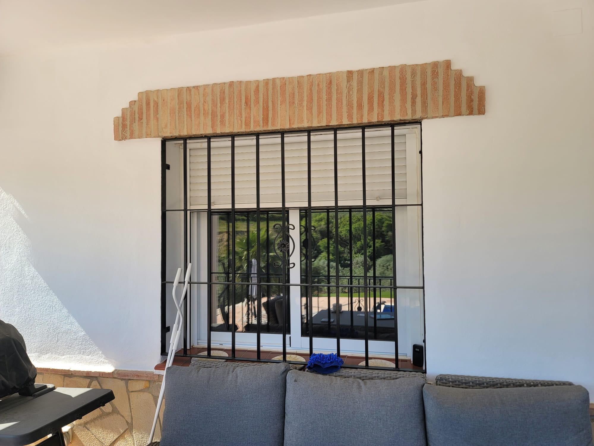 Technical specifications solar window film Hanita Titan Coldsteel 50 XTR by Out of the sun in Spain