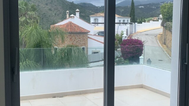 Malaga Costa del Sol 6 South facing villa in Benahavis, Costa del Sol with Titanium XTR window film