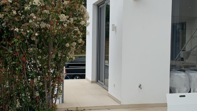 Malaga Costa del Sol 28 South facing villa in Benahavis, Costa del Sol with Titanium XTR window film